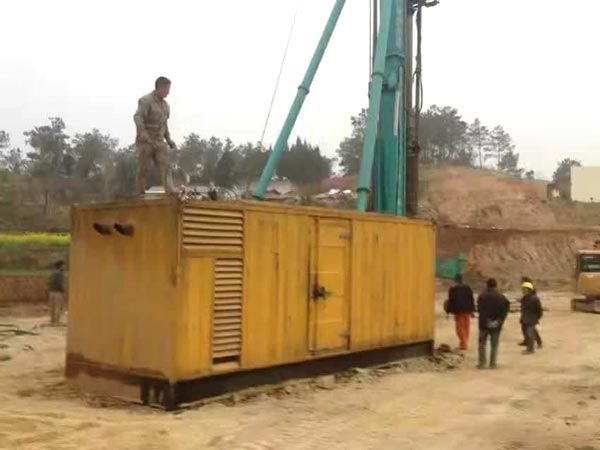 福山如何判断水冷式机油散热器密封件是否需要更换？